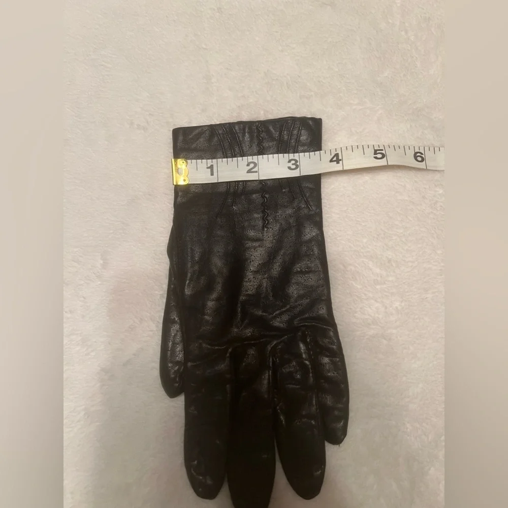 Black Leather Gloves